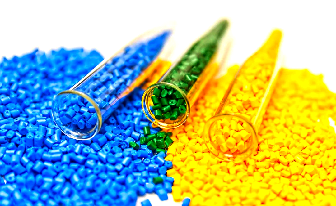 How to Choose the Right Color Masterbatch for PVC Pipe Manufacturing?