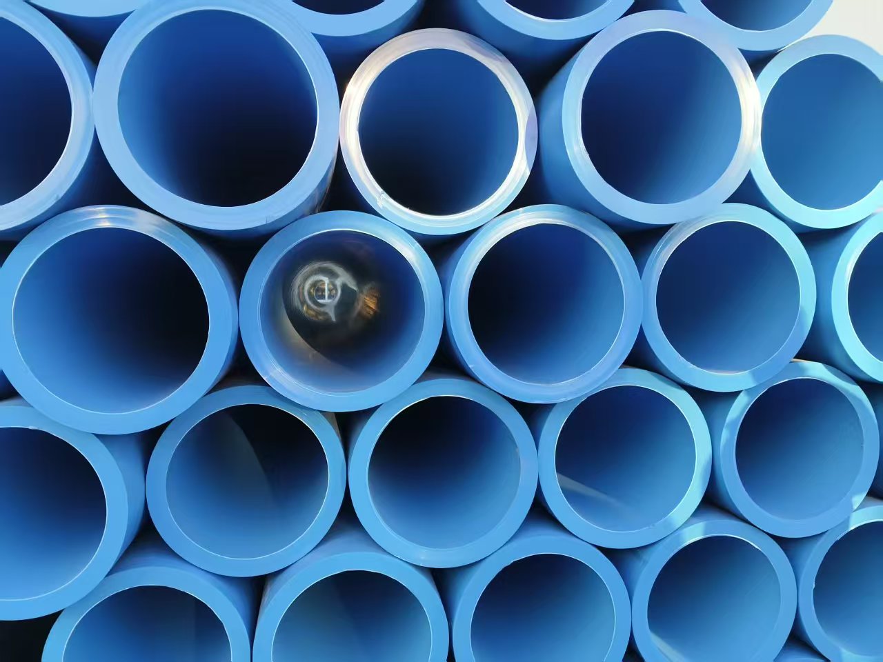 PE PPR PVC masterbatches: Color Consistency & Dispersion Solutions for Pipe Manufacturers